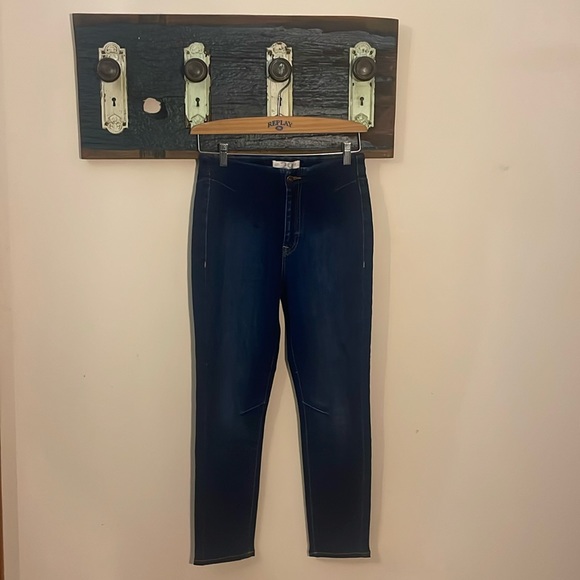 We the Free Feel Like Sunshine Dark Wash Skinny Cropped Jeans Size 29 - Picture 4 of 16